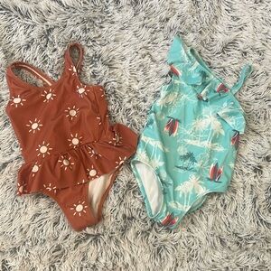Toddler girl swimsuit’s size 2T